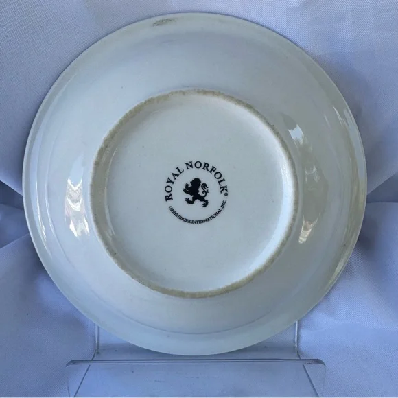 Royal Norfolk Elegant Red Cereal Soup Bowl Set of 3 in a Retro Paisley Pattern - Picture 5 of 6